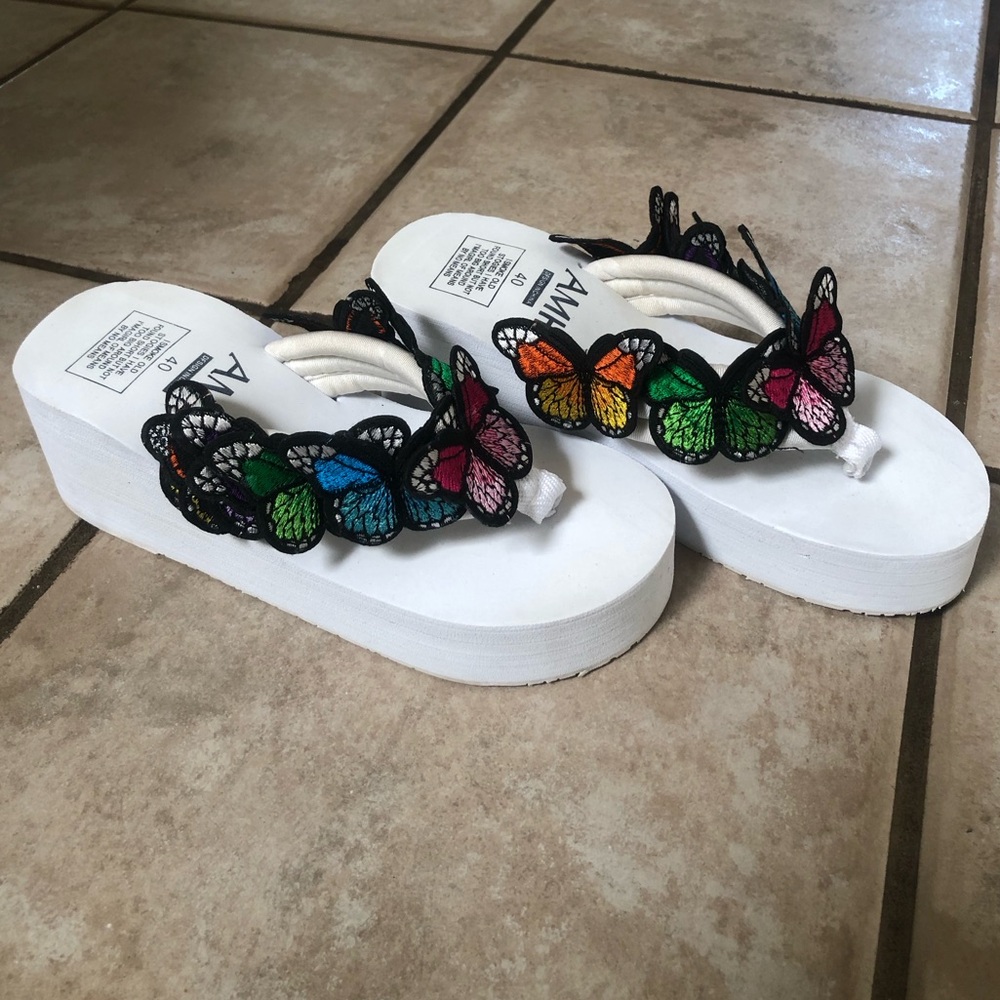 White platform sandals